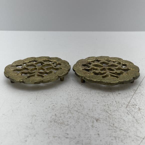 Lot of 2 Brass Floral Trivet Iron Tripod Bracket for Cooking Pot /Kettle - Picture 4 of 9